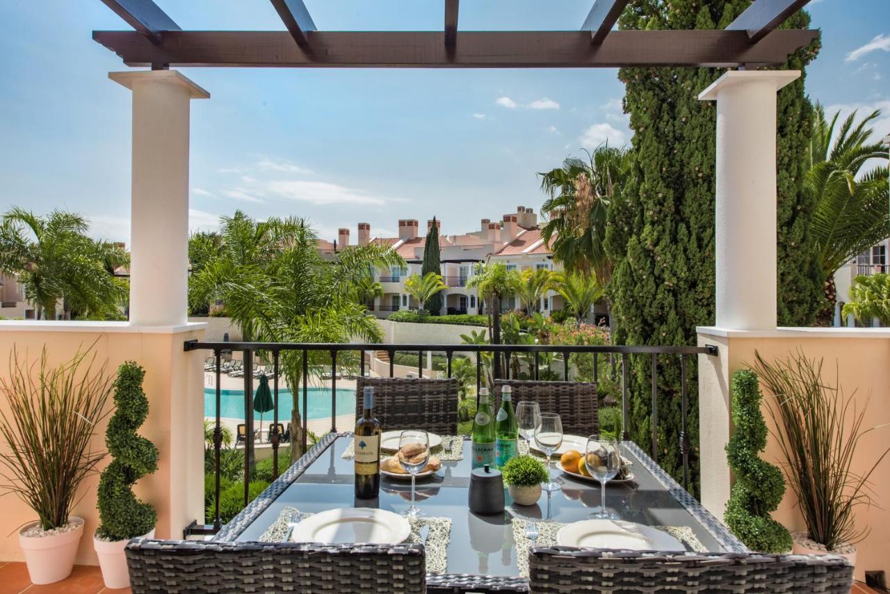 Luxury Apartment With Communal Pool And Terrace Quarteira Zewnętrze zdjęcie