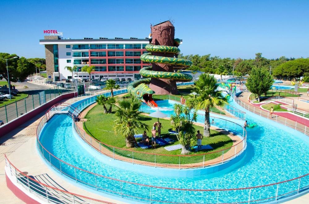 Luxury Apartment With Communal Pool And Terrace Quarteira Zewnętrze zdjęcie