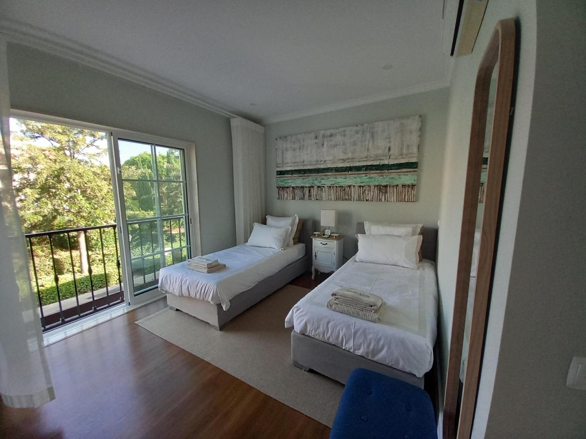 Luxury Apartment With Communal Pool And Terrace Quarteira Zewnętrze zdjęcie